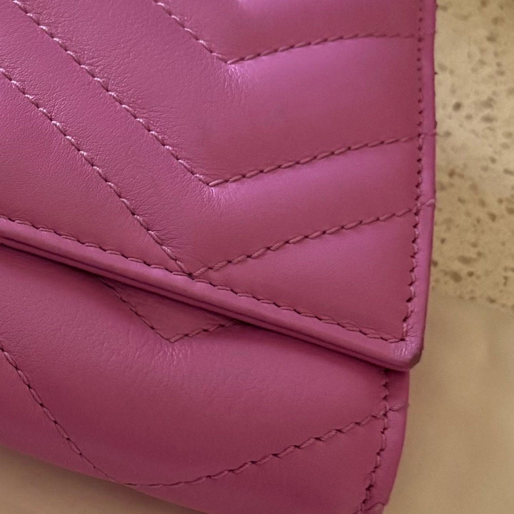 -SOLD- Gucci GG continental Wallet in candy pink - Picture 9 of 12